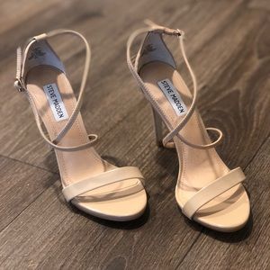Steve Madden 7.5 Floriaa, Nude high heels.